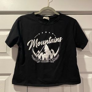 Mountains Crop top